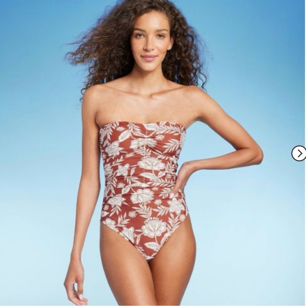 NWOT one piece swim suit☀️